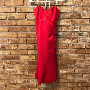 Badgley Mischka Brudesmaids Red Strapless Sweetheart Gown